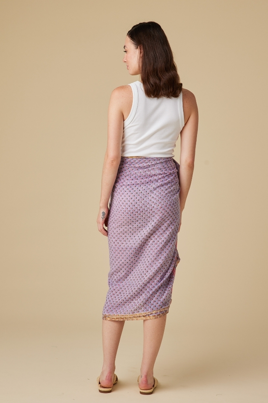 Liora Sarong