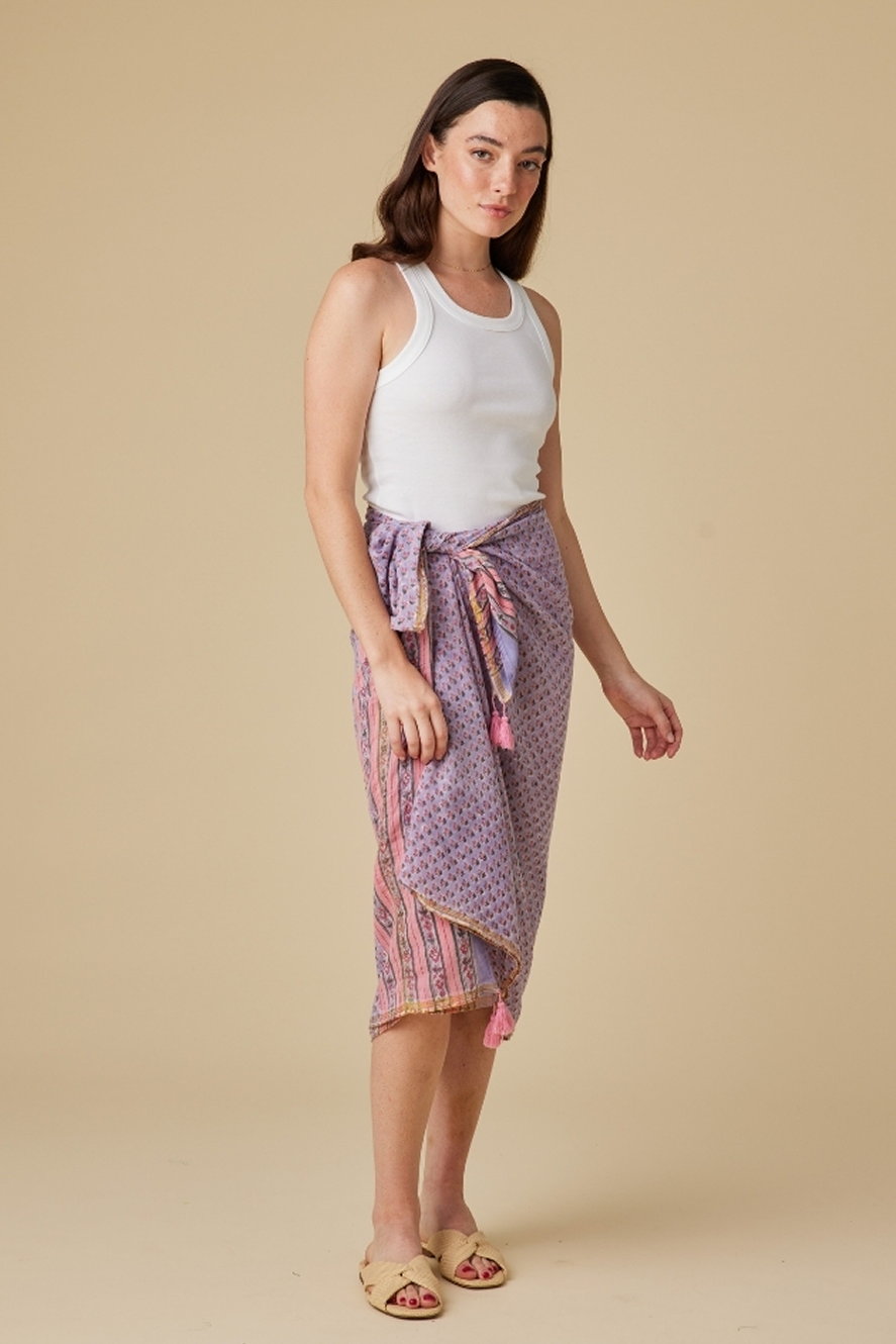 Liora Sarong